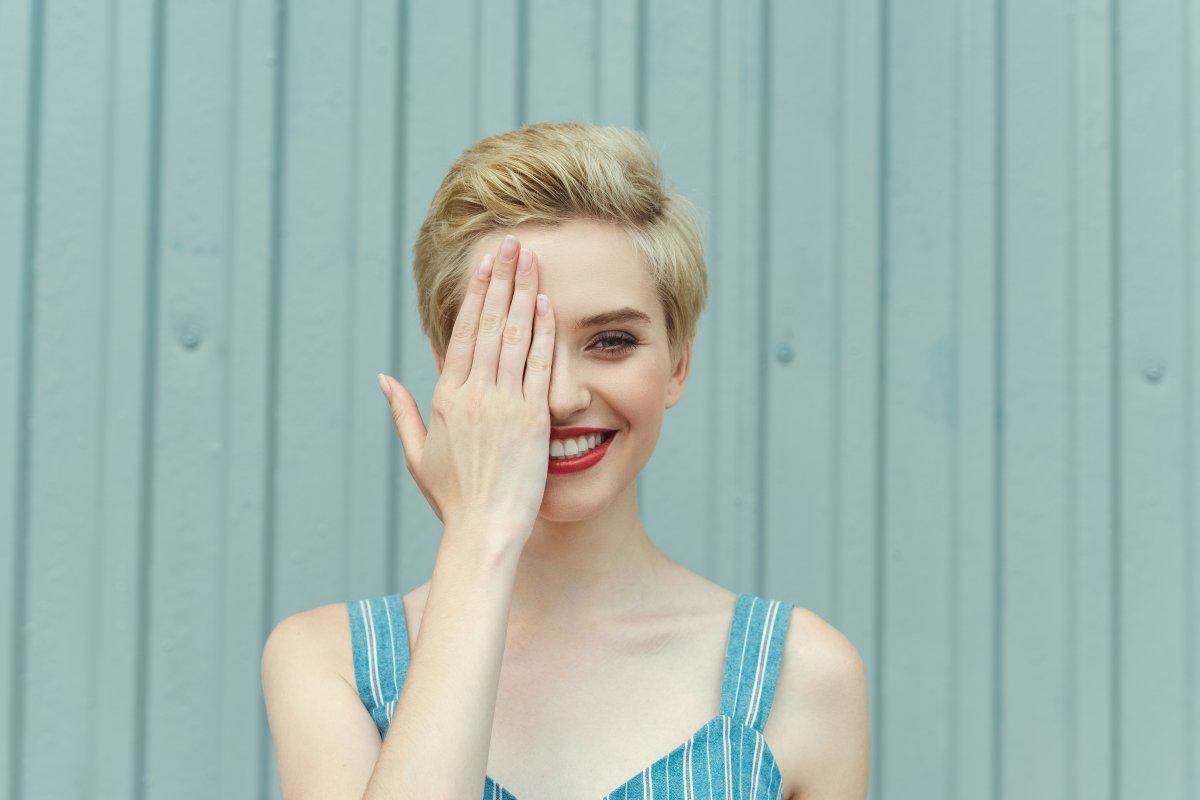 Beden diline göre bir insana güvenemeyeceğinizin 7 işareti