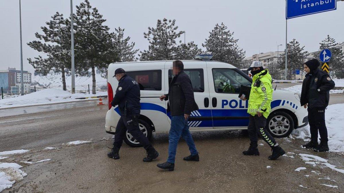 Karabük'te alkollü sürücü 3 çocuğunu araçta gezdirdi