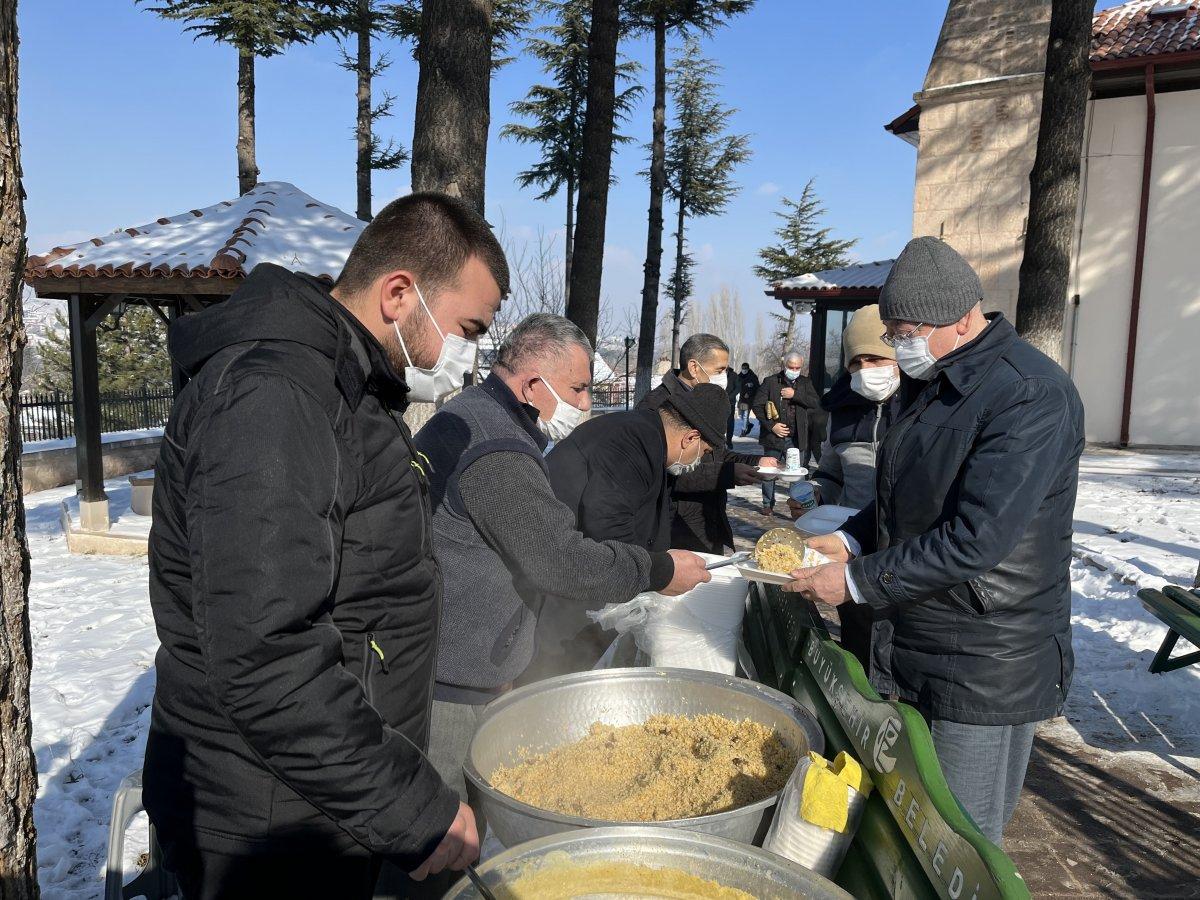 Osmanlı Devleti'nin kuruluşu, ilan edildiği yerde kutlandı