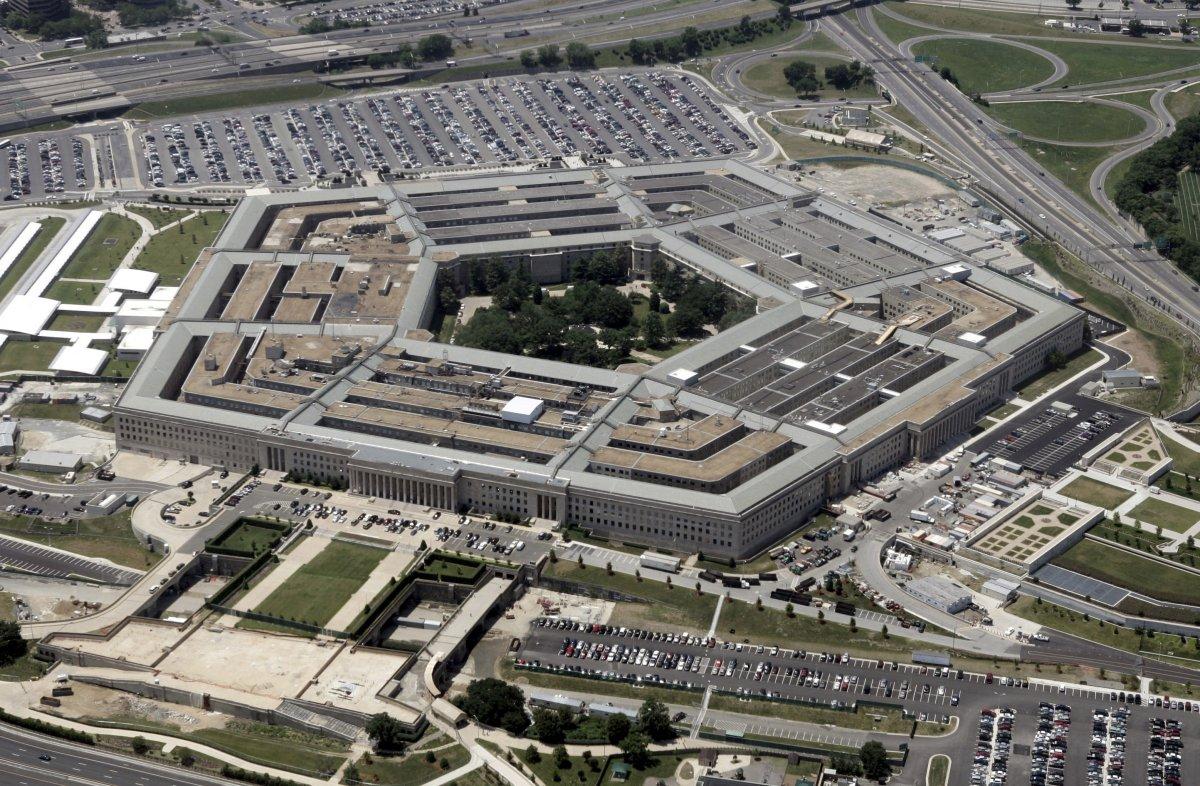 Pentagon: Rusya son 24 saatte Ukrayna sınırındaki askeri yığınaklarını artırdı