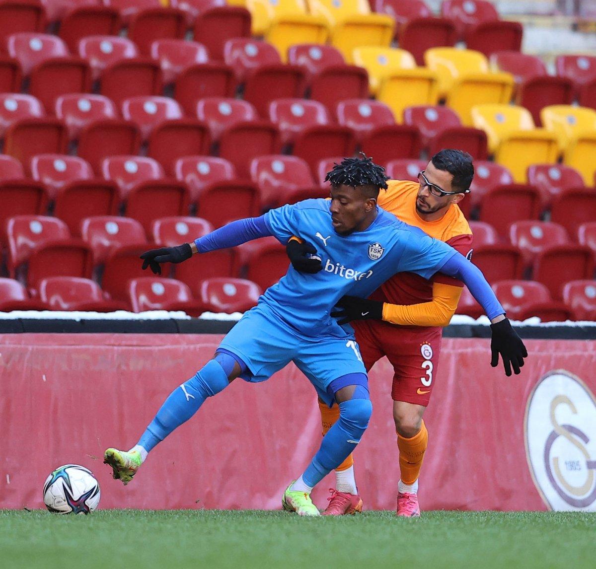 Galatasaray, Tuzlaspor'a 6 golle yenildi