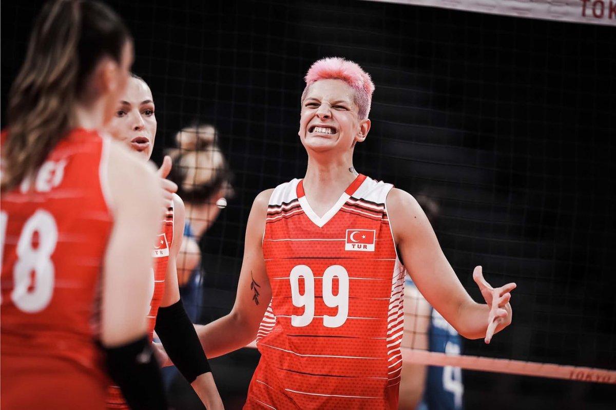 Ebrar Karakurt, ikinci kez koronavirüse yakalandı