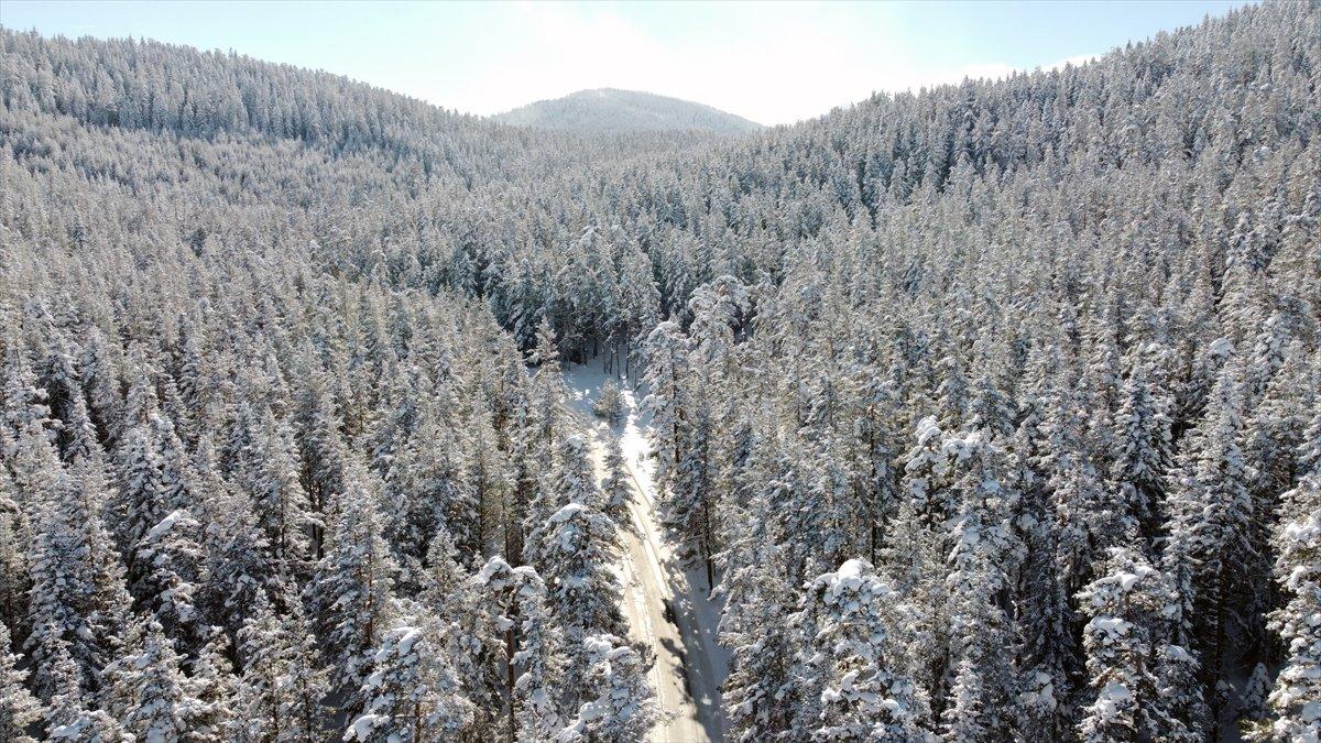 Karla kaplı Köroğlu Dağları havadan görüntülendi