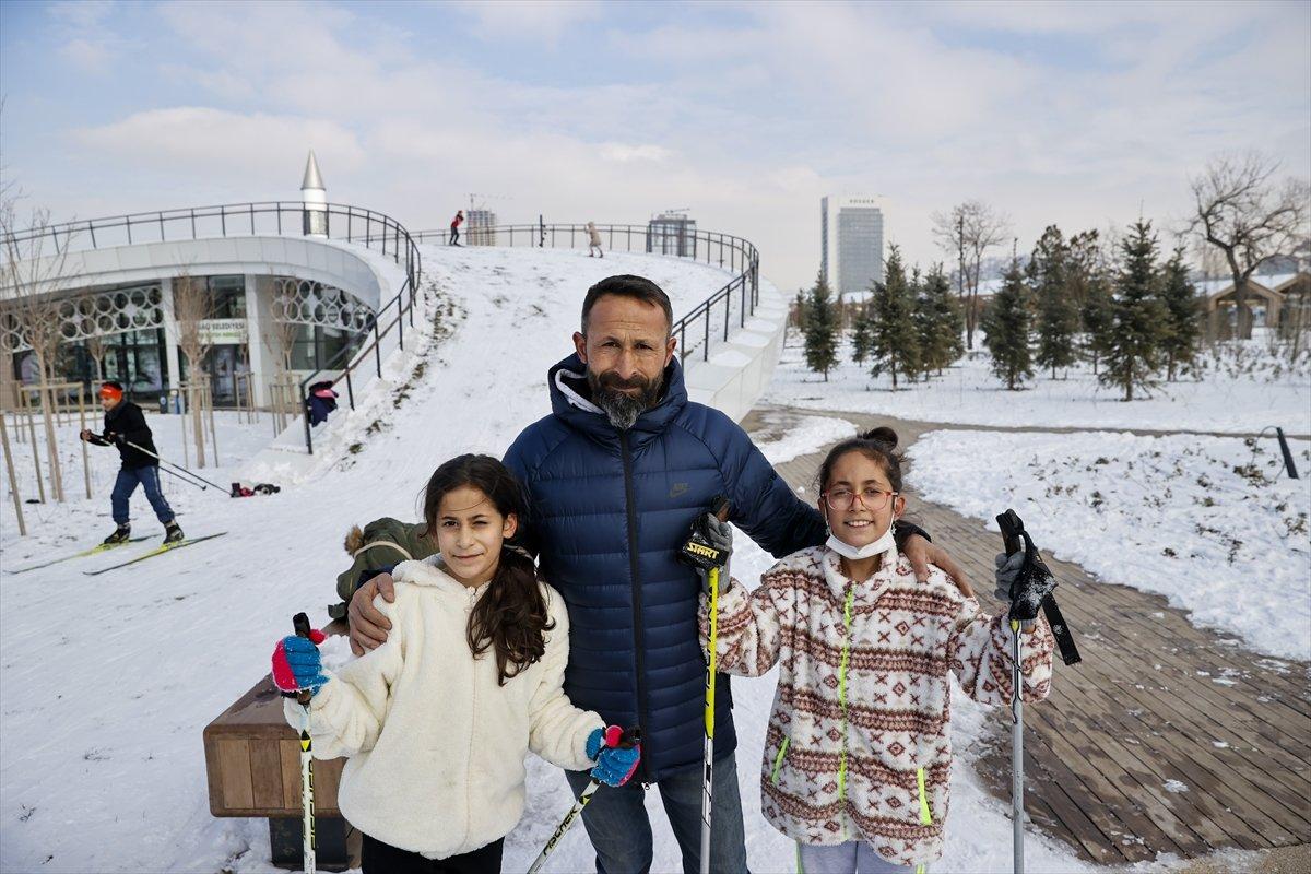 Başkent Millet Bahçesi, kış sporu tutkunlarının uğrak noktası oldu
