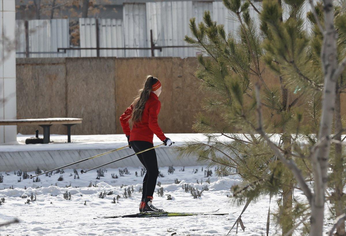 Başkent Millet Bahçesi, kış sporu tutkunlarının uğrak noktası oldu