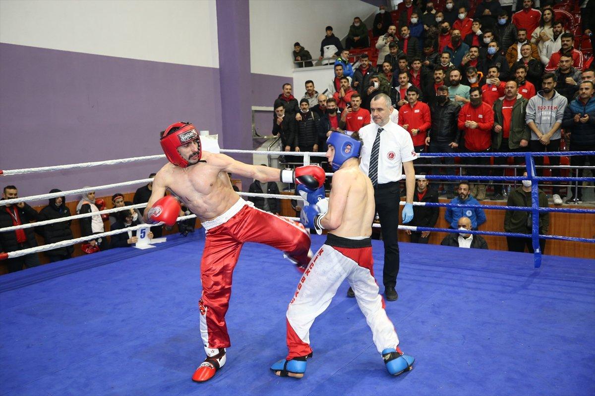 PÖH'lerden kurulu kick boks takımı, başarılarıyla göz doldurdu
