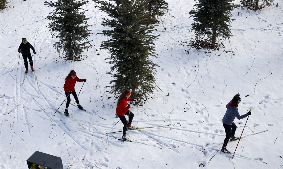 Başkent Millet Bahçesi, kış sporu tutkunlarının uğrak noktası oldu