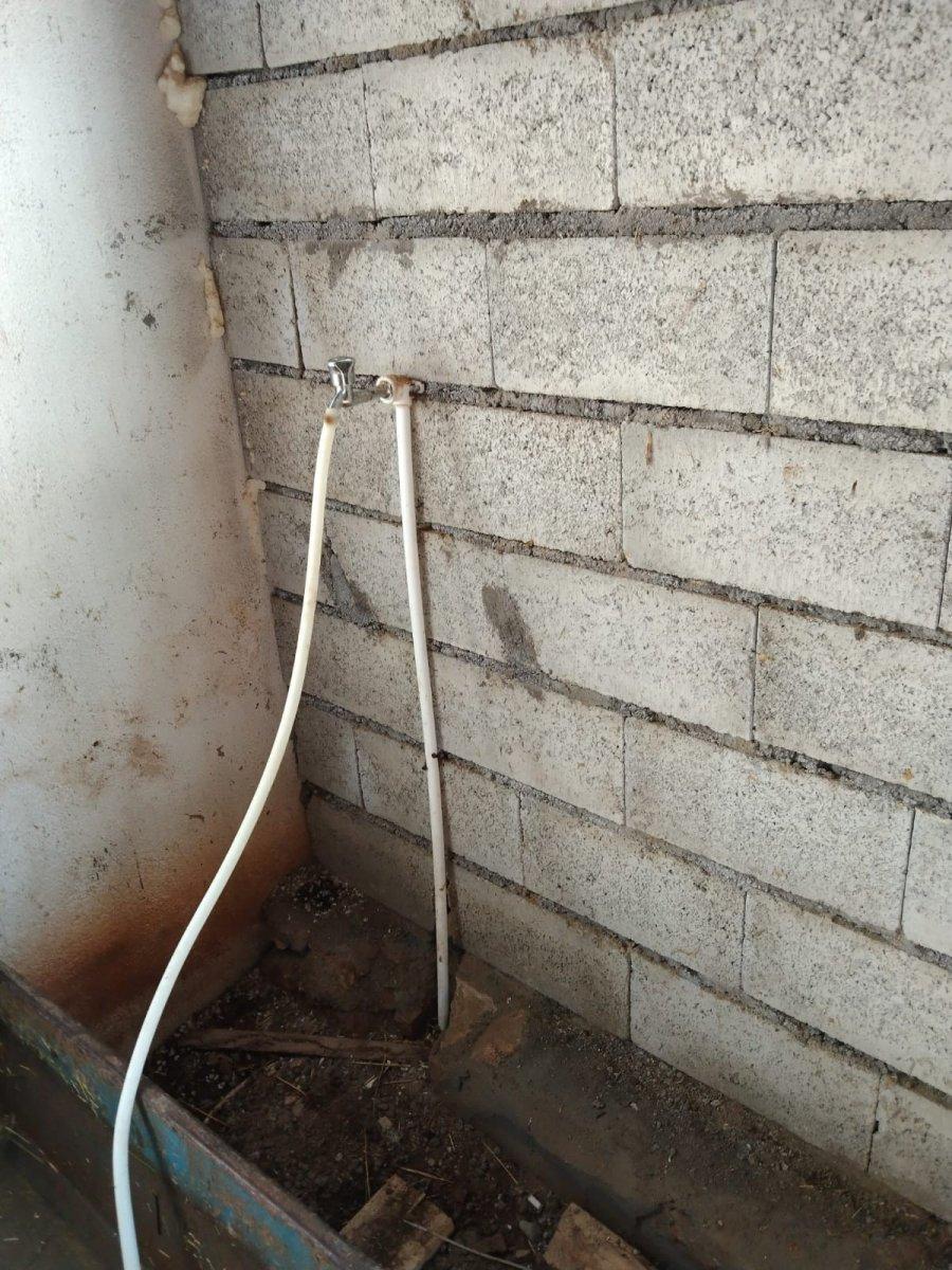 Kayseri'de ahırlar dondu, hayvanlar susuz kaldı