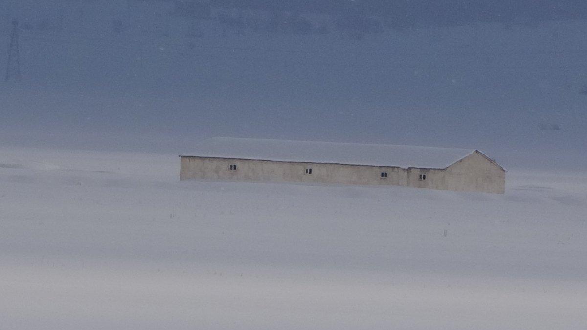 Yüksekova, kar yağışının ardından görüntülendi
