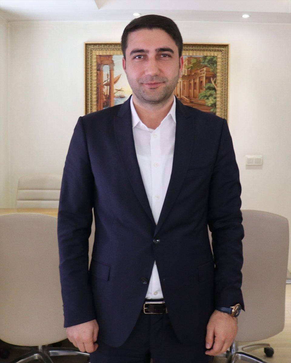 Vanlı kadın futbolcular profesyonel oldu