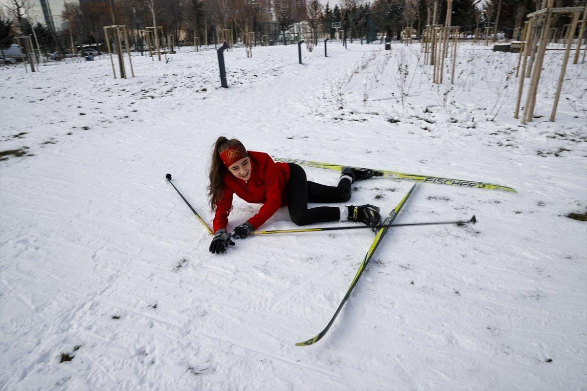 Başkent Millet Bahçesi, kış sporu tutkunlarının uğrak noktası oldu
