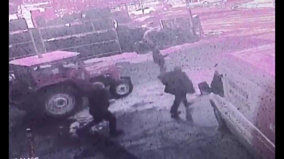 Pendik’te hem kazayı görüntüledi hem spiker gibi anlattı