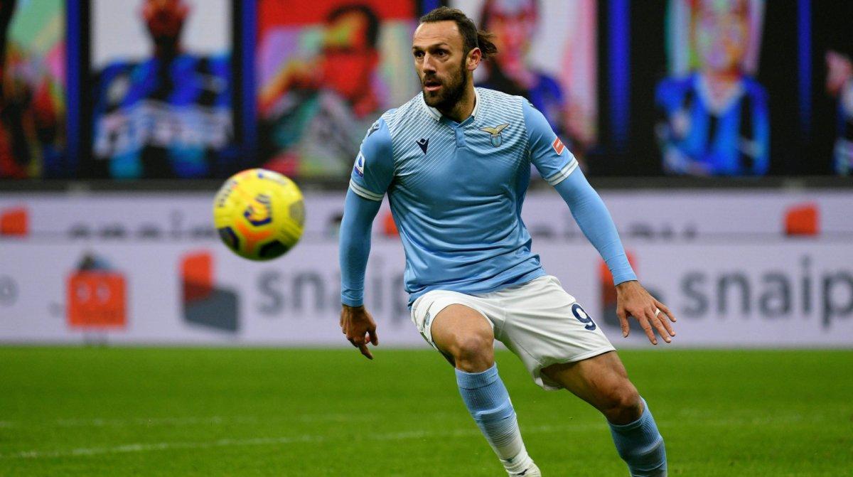 Vedat Muriç, imza için İspanya'ya gitti