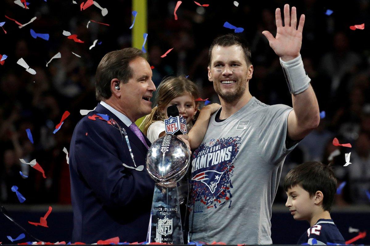 Tom Brady 22 yıllık NFL kariyerini noktaladı