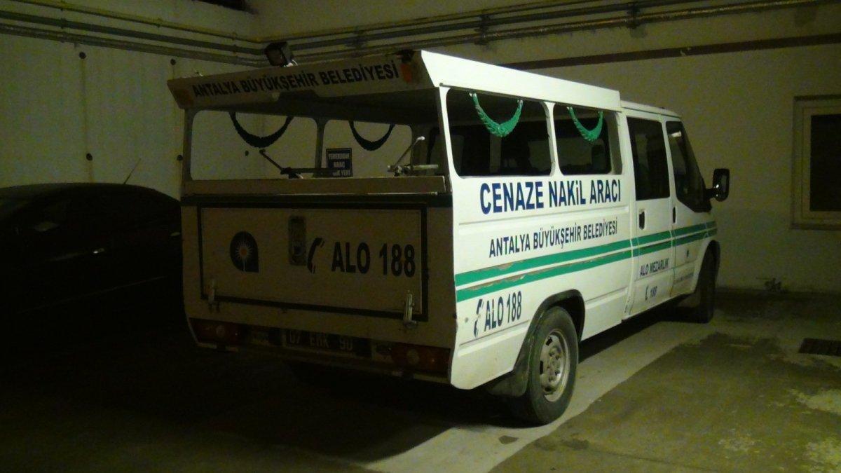 Antalya'da karbonmonoksit gazından zehirlenen anne ve bebeği öldü