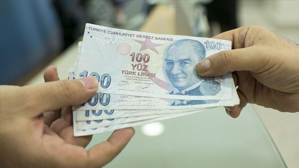 Boşanma davasında bir ilk: Kadın, eski kocasına nafaka ödeyecek