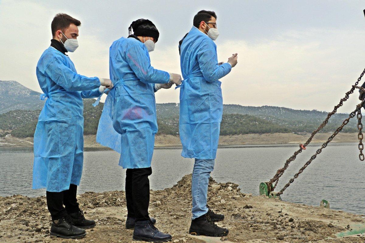 Karlı yolları aşan Samsunlu ekipler aşı mesaisinde