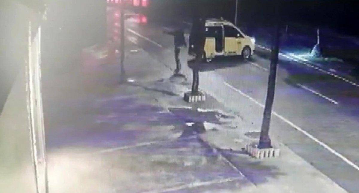 Adana’da yol verme kavgasında kurşun yağdırdı