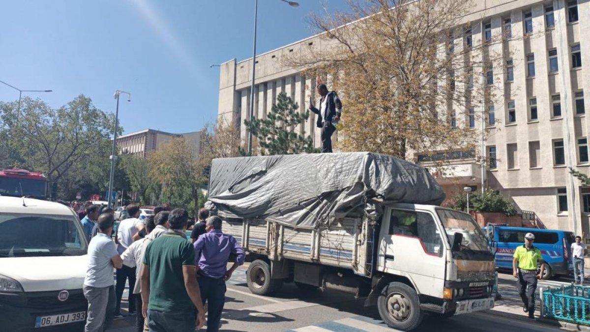 Erzurum'da karısına sinirlenen adamdan şaşırtan tepki