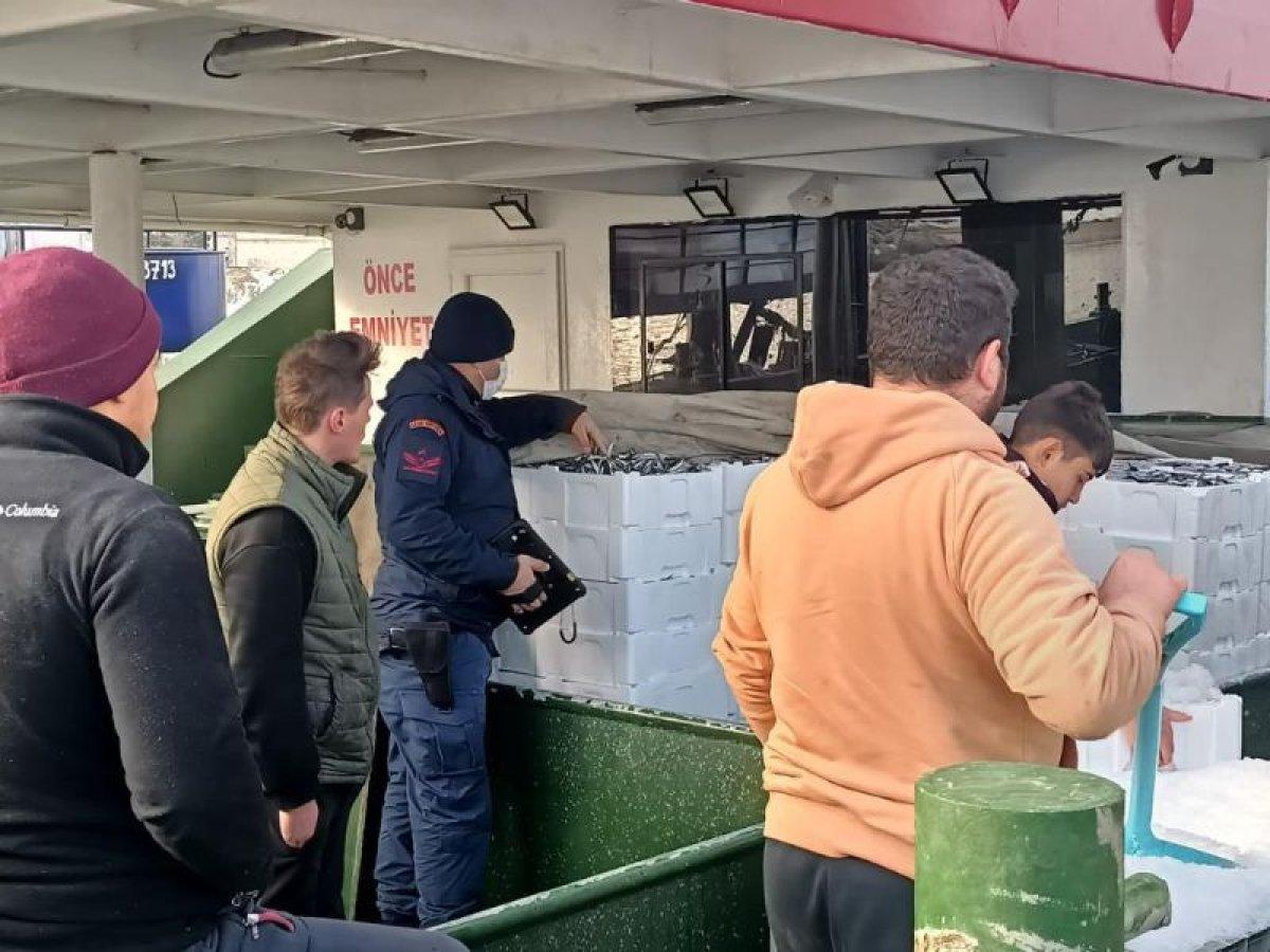 Jandarma, binlerce noktada 'Düzensiz Göç' uygulaması yaptı