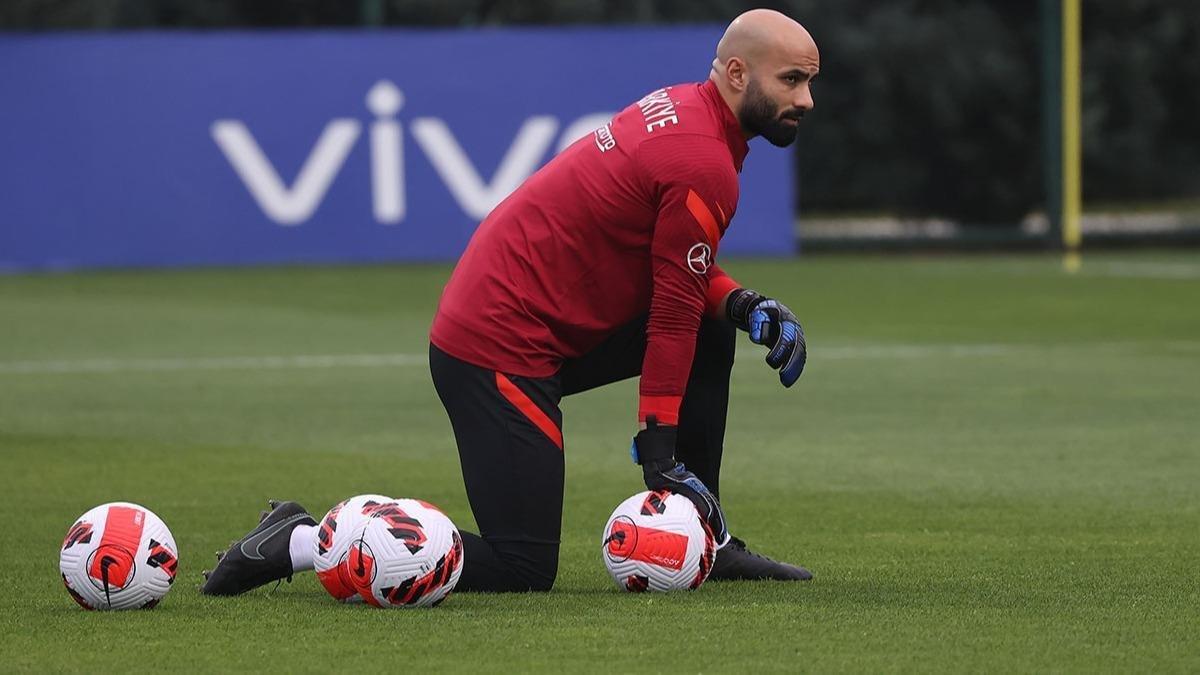 Fenerbahçe, Sinan Bolat'ın takımı Gent'le anlaştı