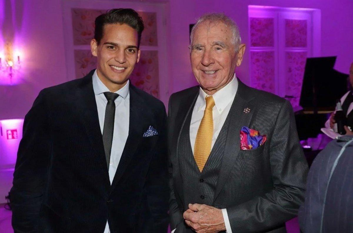 Alman Prens Frederic Prinz von Anhalt miras için evlat edindi