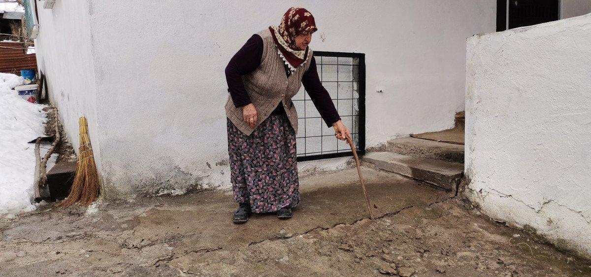 Ordu’da heyelan sonrası kayan mahalle korkutuyor