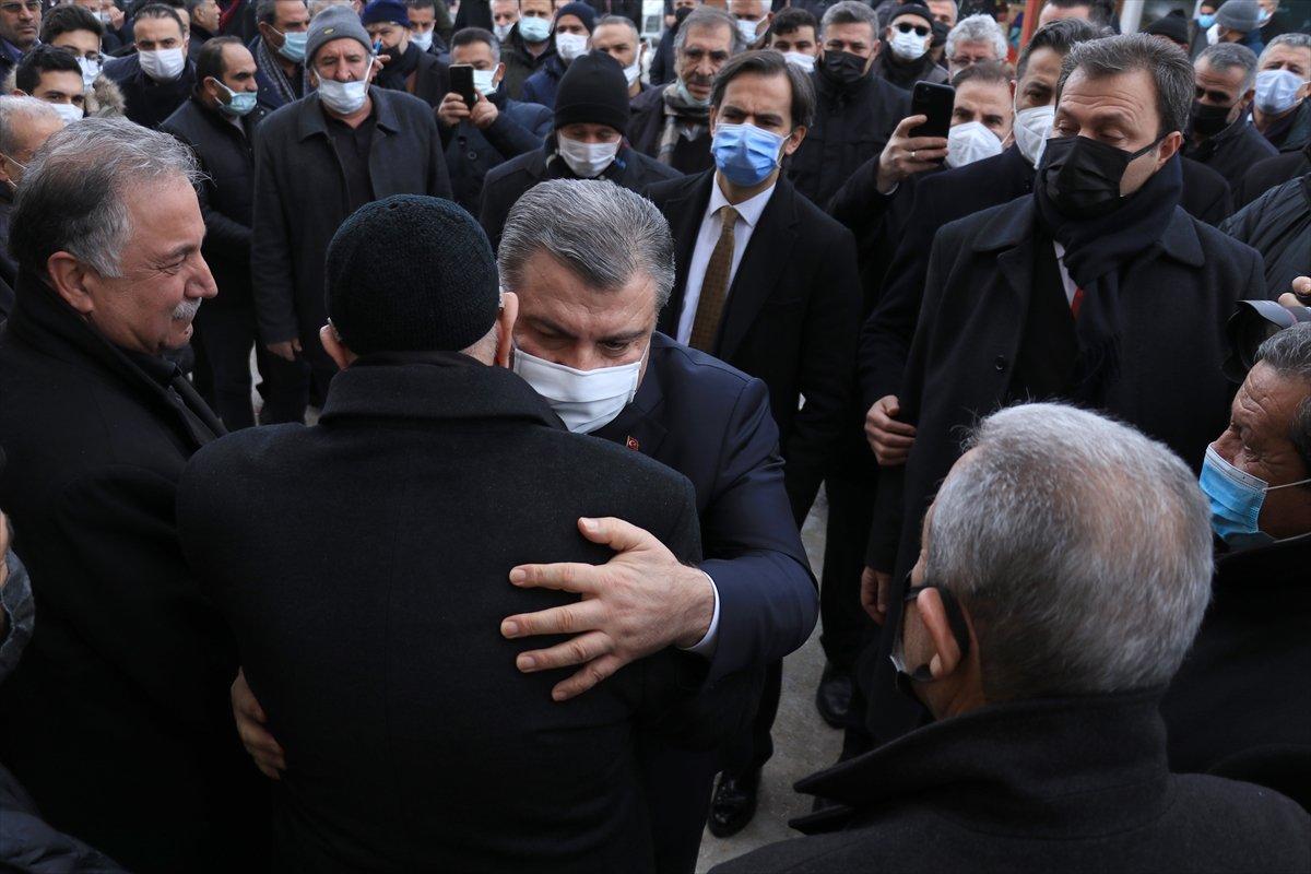 Fahrettin Koca'nın babaannesi, son yolculuğuna uğurlandı