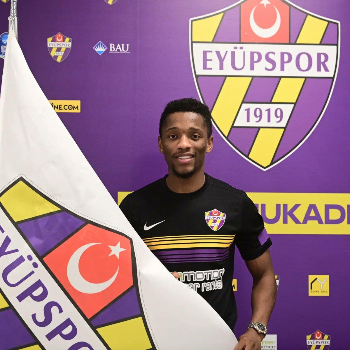 Galatasaray'da Sekidika ve Aytaç gelişmesi