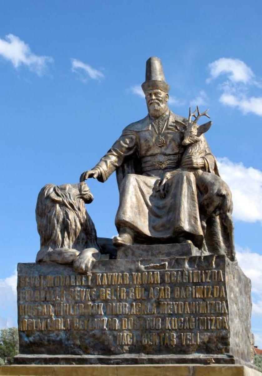 Bektaşilik nedir, özellikleri ve inançları nelerdir? İşte gönül veren ünlü isimler...