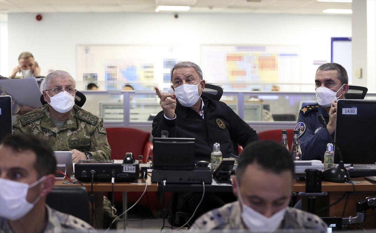 Hulusi Akar: Kış Kartalı Harekatı ile teröristlerin inleri başlarına yıkıldı