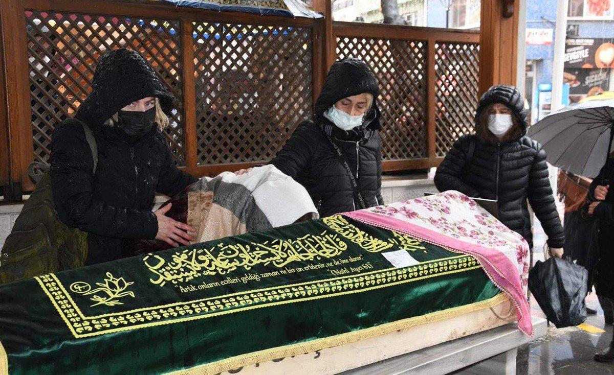 ABD'de eski eşinin öldürdüğü Bengü toprağa verildi