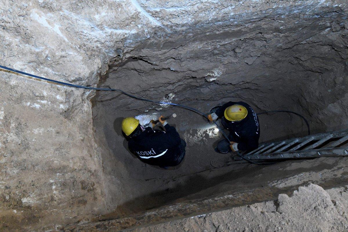 Konya’da mahsur kalan köpek, robotik kanal görüntüleme sistemiyle kurtarıldı