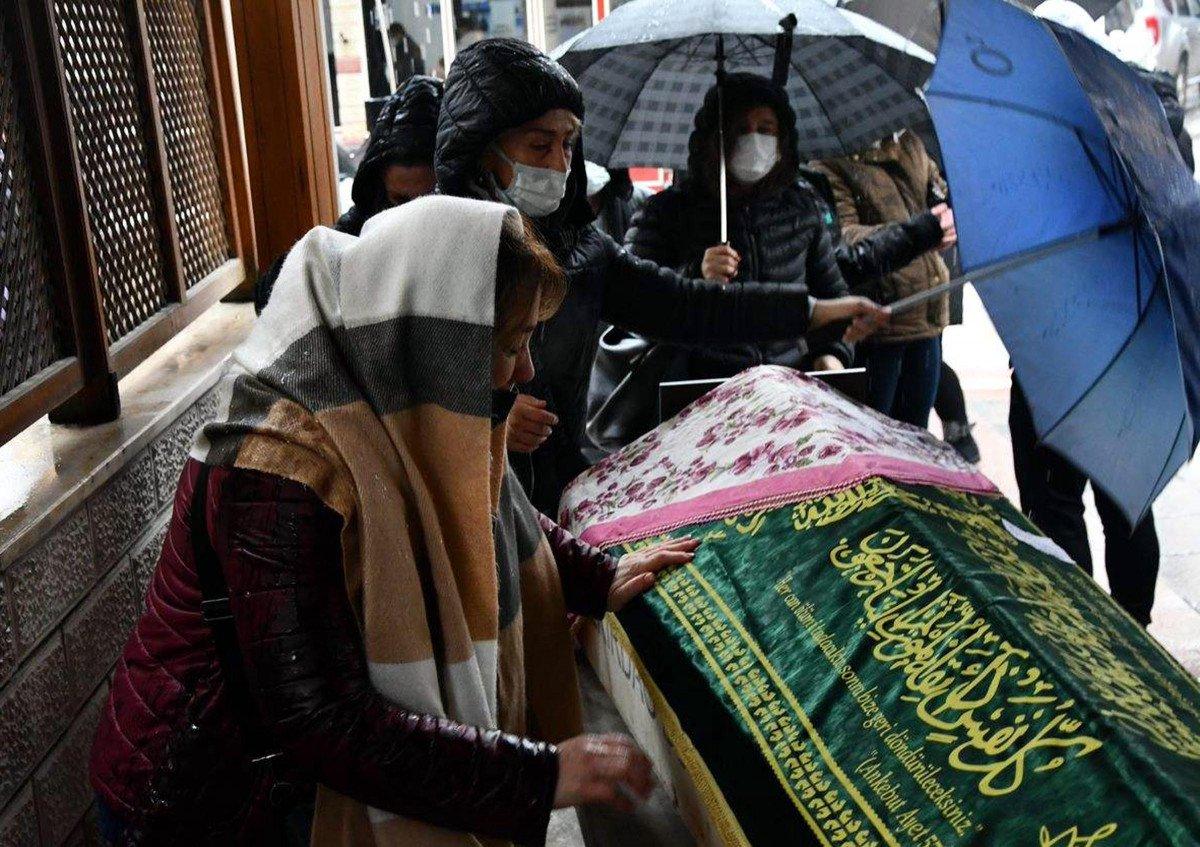 ABD'de eski eşinin öldürdüğü Bengü toprağa verildi