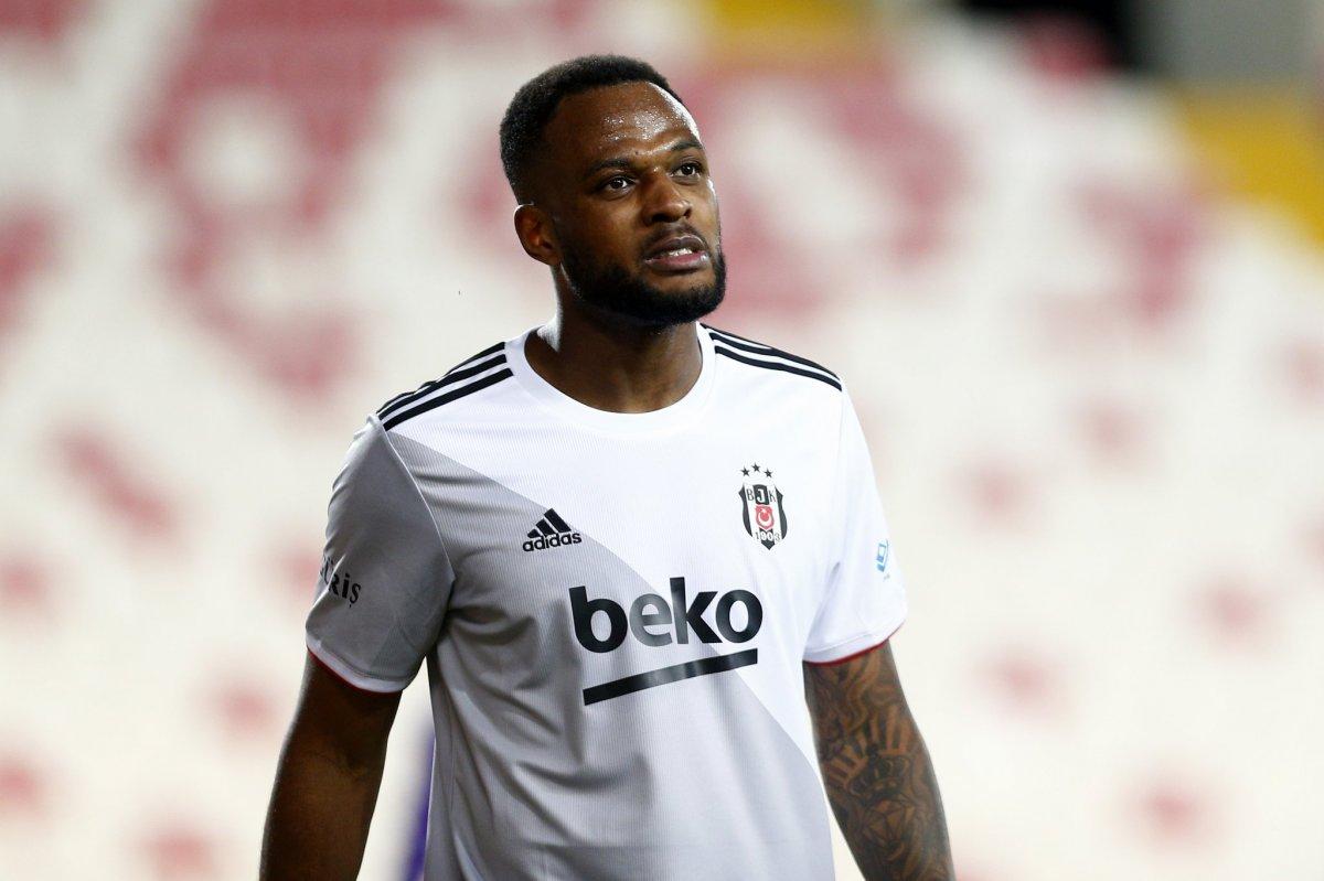 Beşiktaş, Cyle Larin ile son kez masaya oturacak