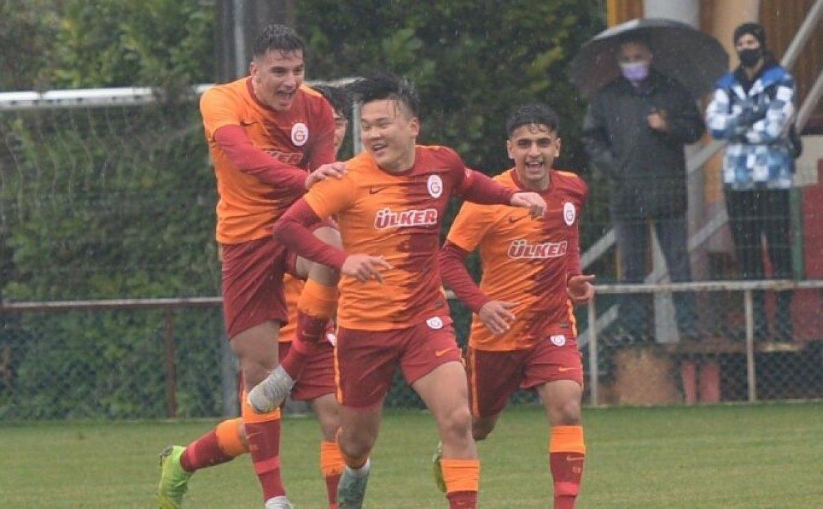 Beknaz Almazbekov, Fenerbahçe'yi yine yıktı