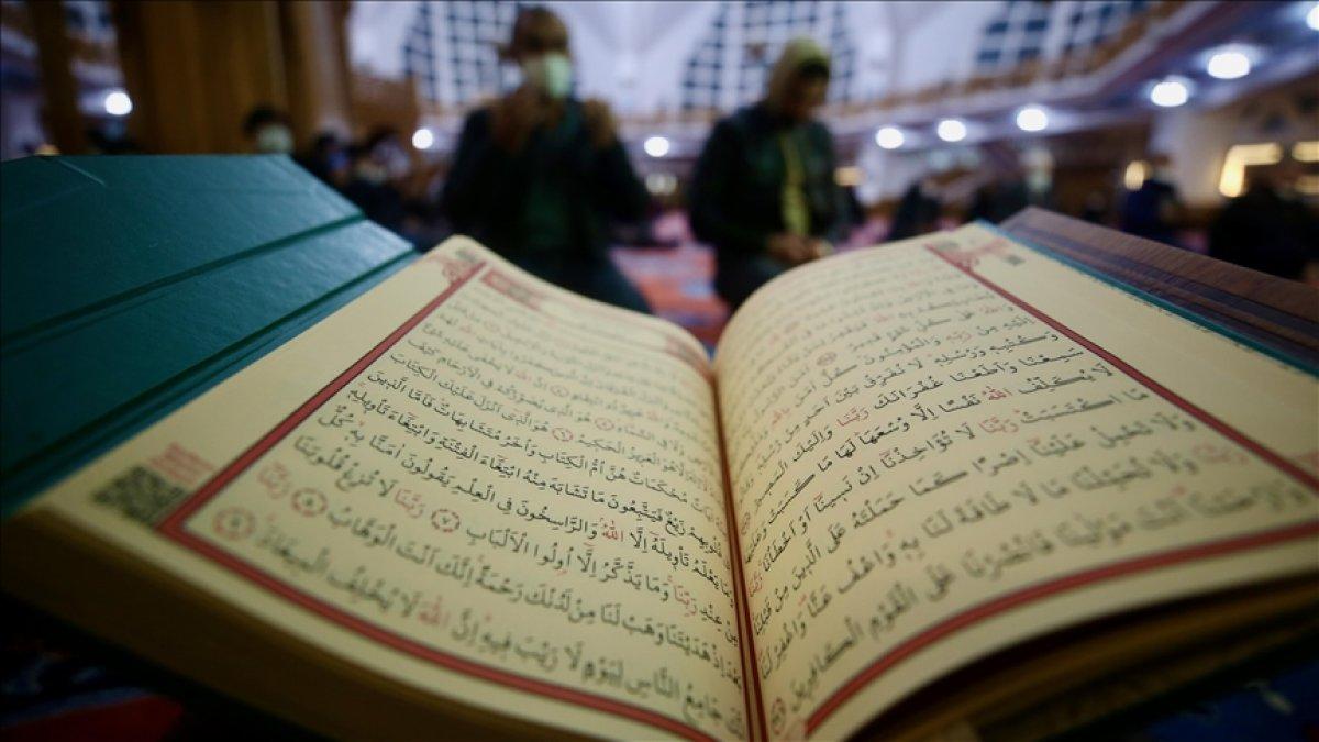 Regaip Kandili yurt genelinde dualarla idrak edildi