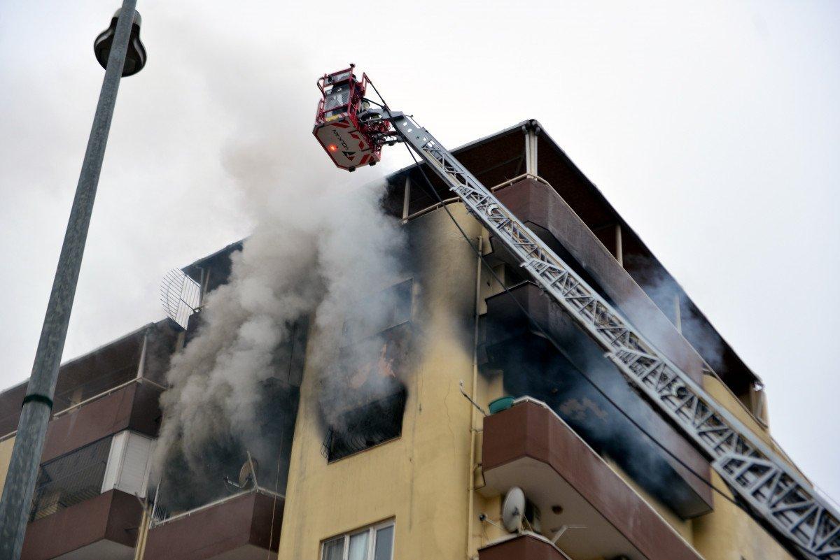 Adana’da eşi, çocuğu içerideyken evini yaktı: Çıkınca beni de öldürür