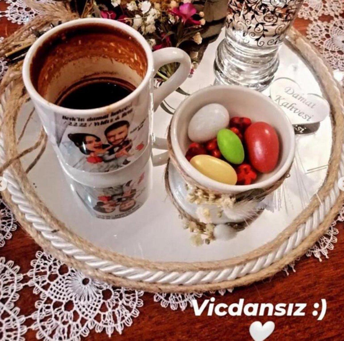 Berk Oktay ve Yıldız Çağrı Atiksoy nişanlandı