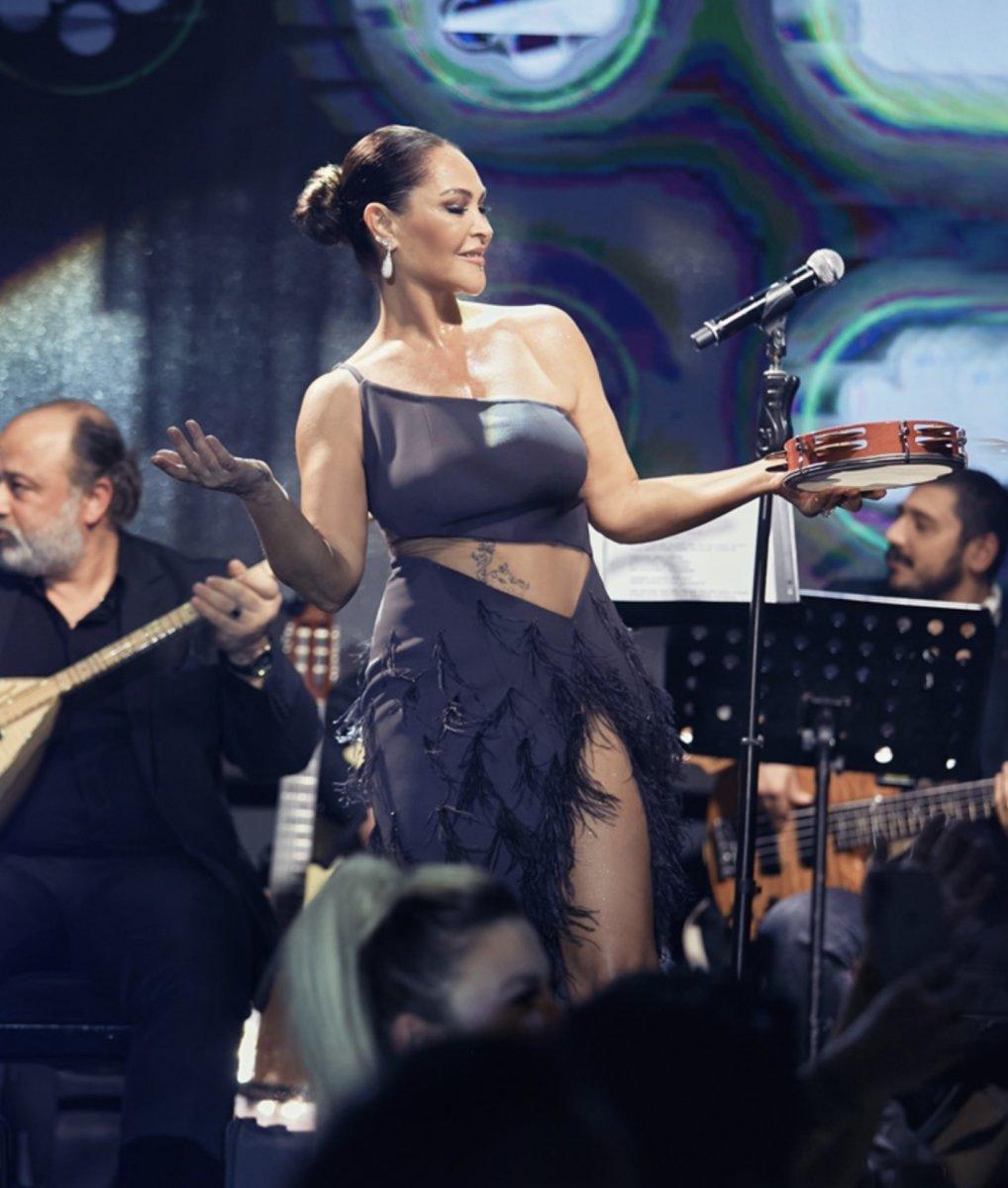 Hülya Avşar'dan hamilelik esprisi