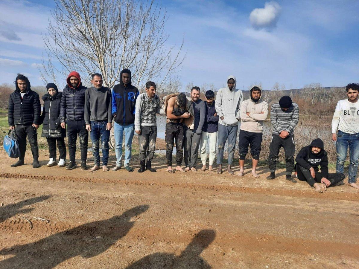 Yunan güçleri dövüp Türkiye’ye atıyor