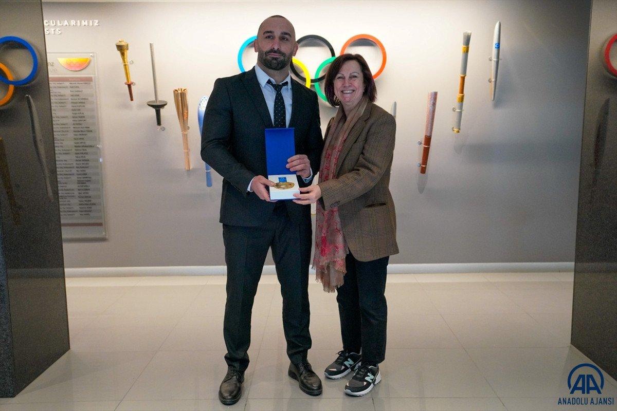 Rakibi yasaklı madde kullanan güreşçi Ufuk Yılmaz’ın madalyası altın oldu