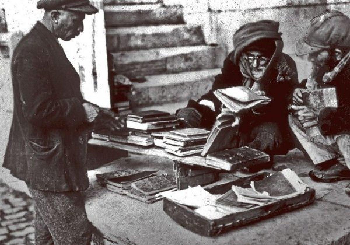 İsmail E. Erünsal'ın Osmanlılarda Sahaflık ve Sahaflar kitabında geçmişe yolculuk