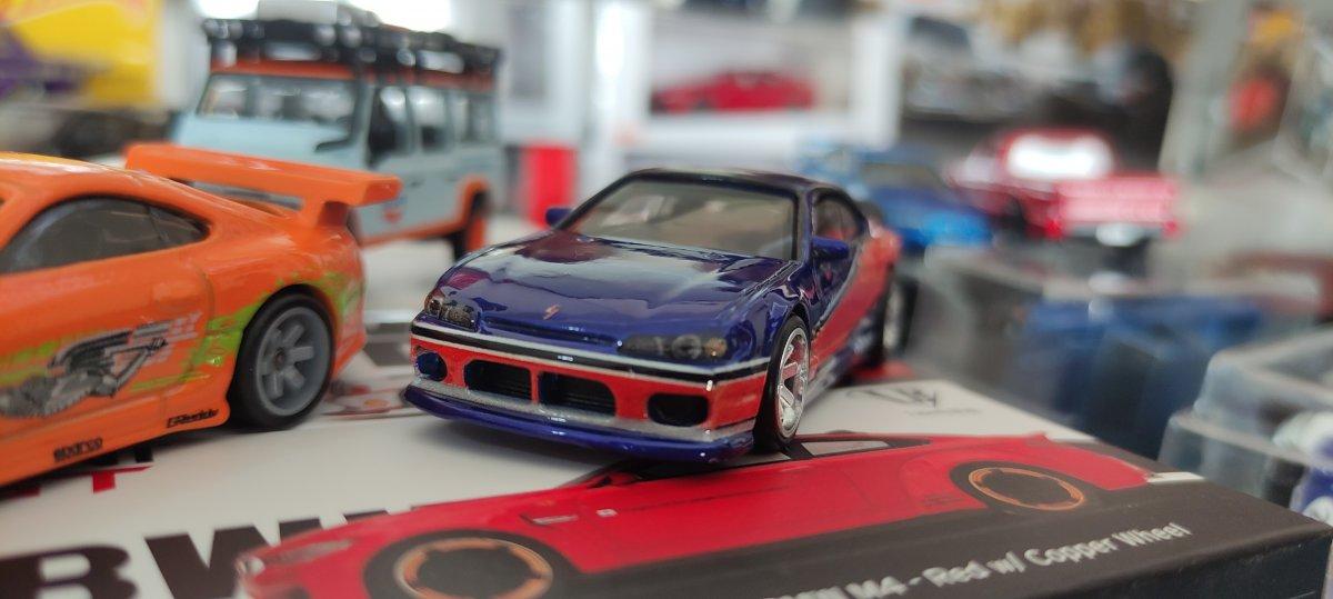 Bursalı koleksiyoncu, yatırımını ev ve arsa yerine oyuncak araçlara yapıyor