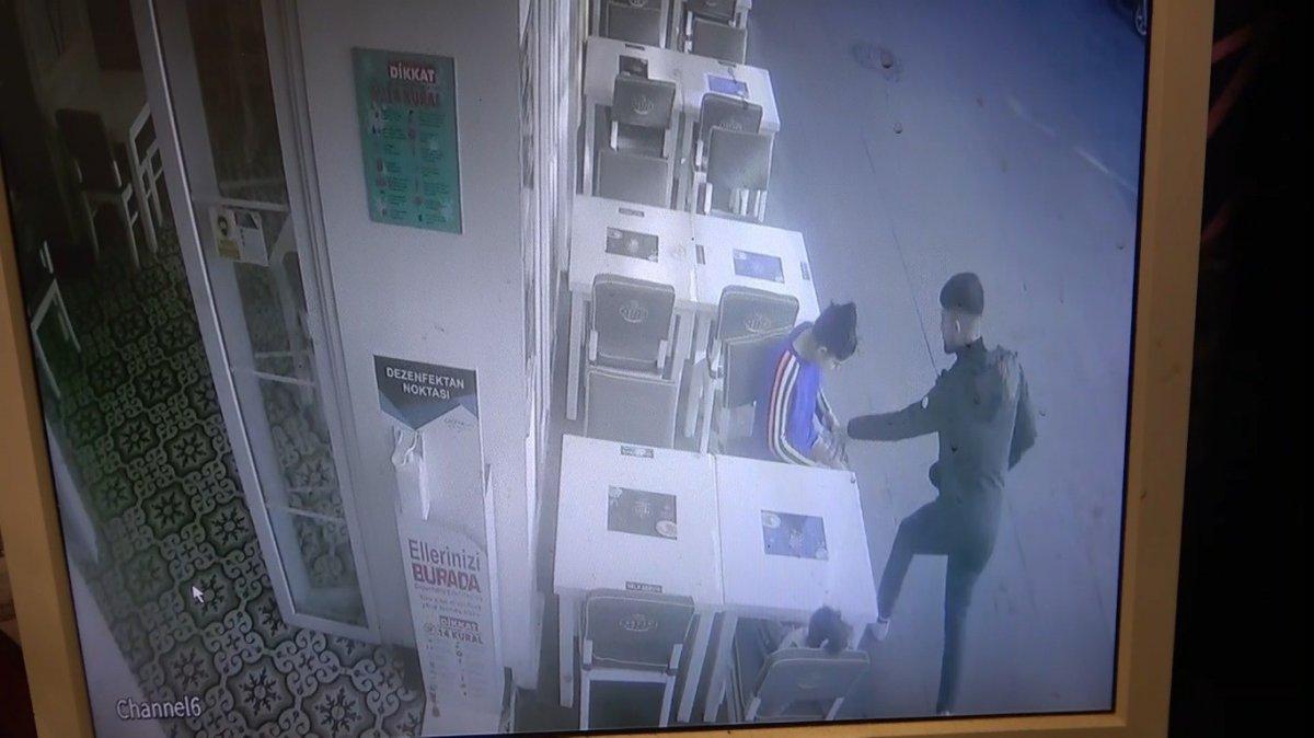 Antalya’da genç annenin telefonunu alıp, kaçtı