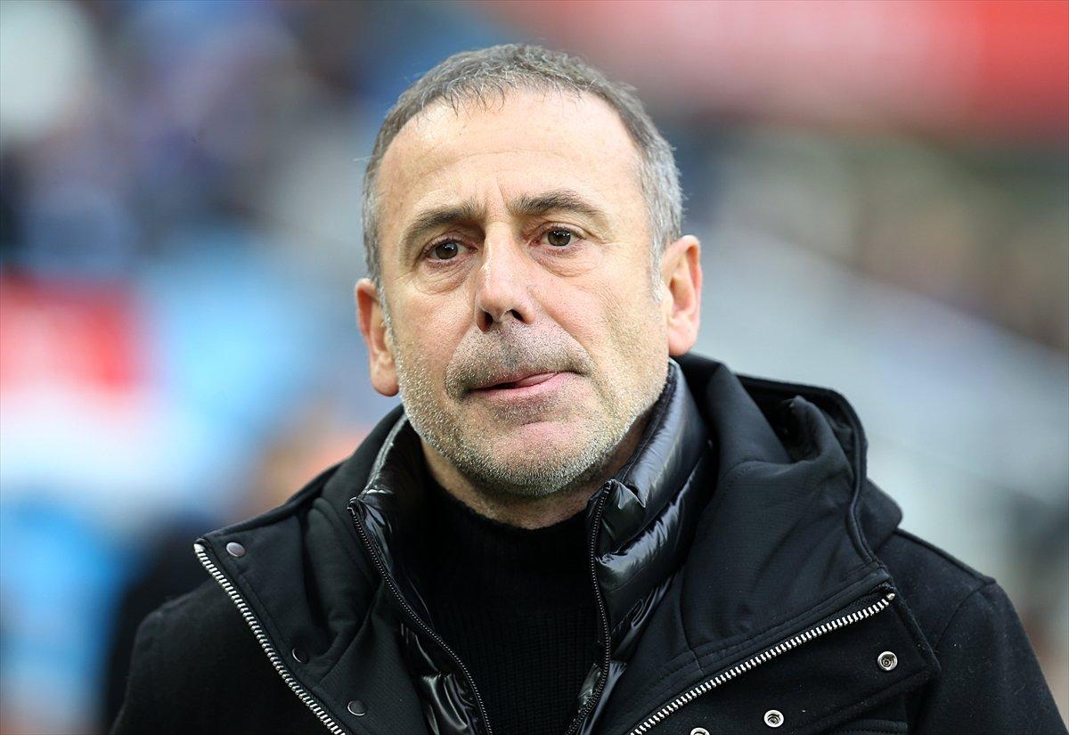 Abdullah Avcı: Doğru savunma şampiyon yapacak