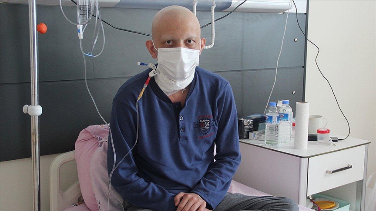 Sivaslı genç, lösemiyi TÜRKÖK'ten sağlanan ilikle ikinci kez yendi
