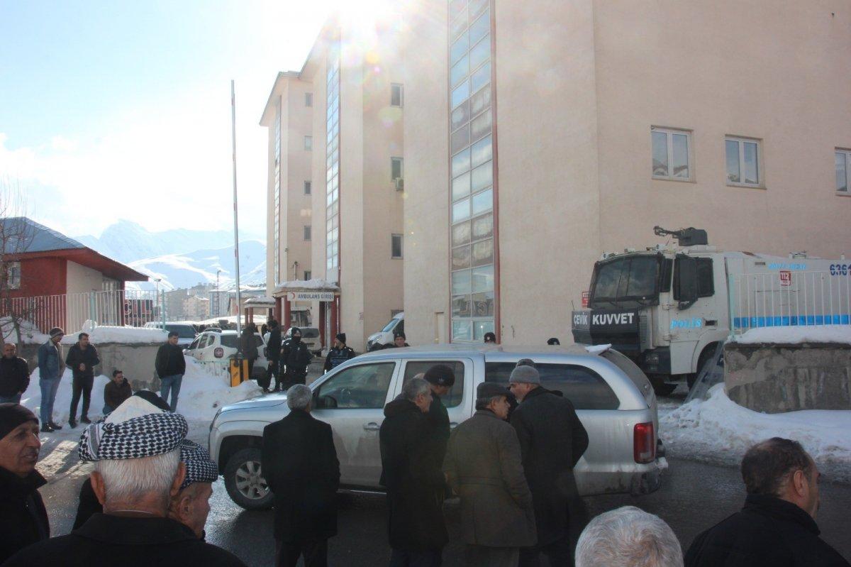 Hakkari'de silahlı kavga: 1 ölü, 6 yaralı