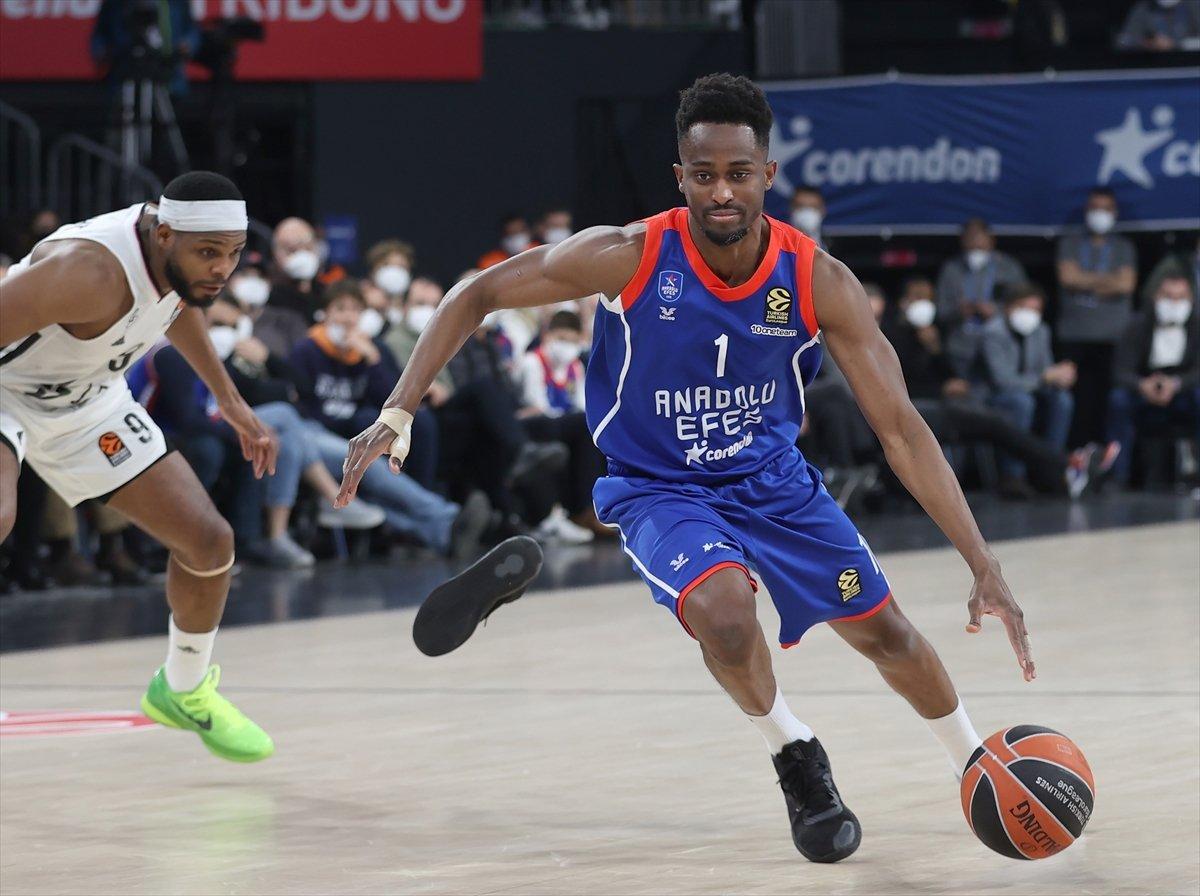 Anadolu Efes Euroleague' de LDCL Asvel'i yendi