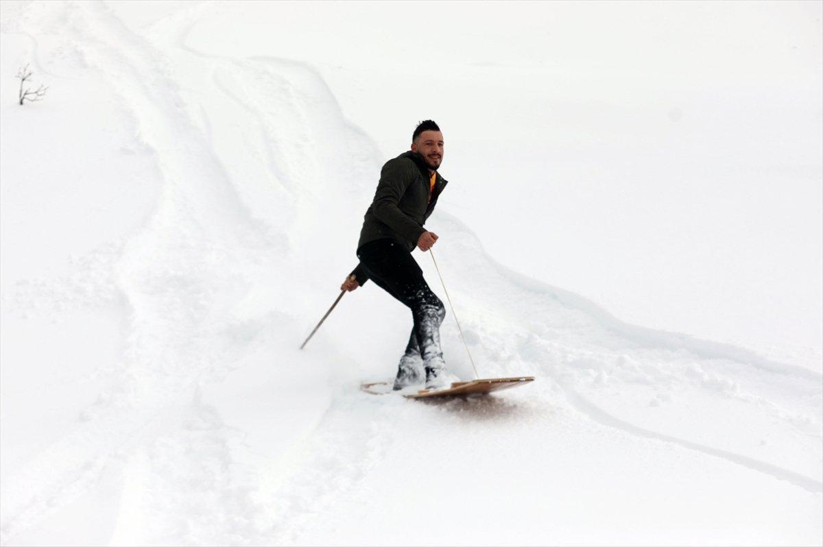 Rize'de lazboard ile kayak şenliği yapıldı
